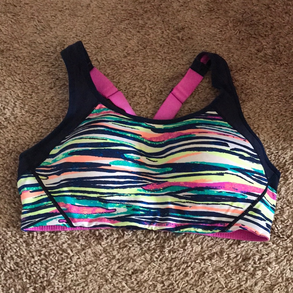 Sports bra